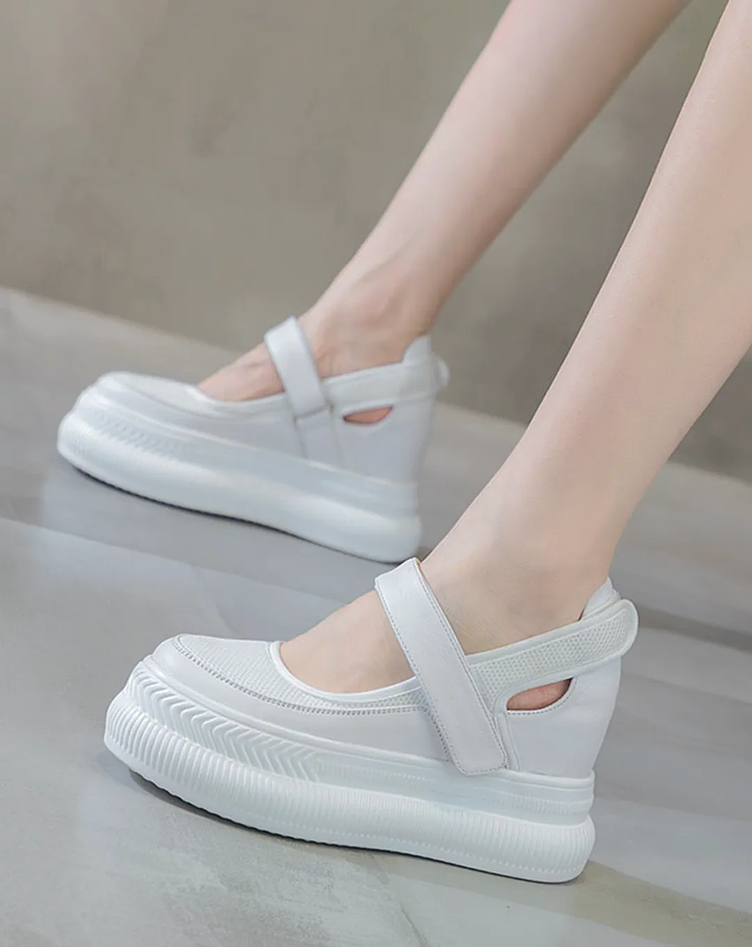 ♀ Platform Sporty Sandals