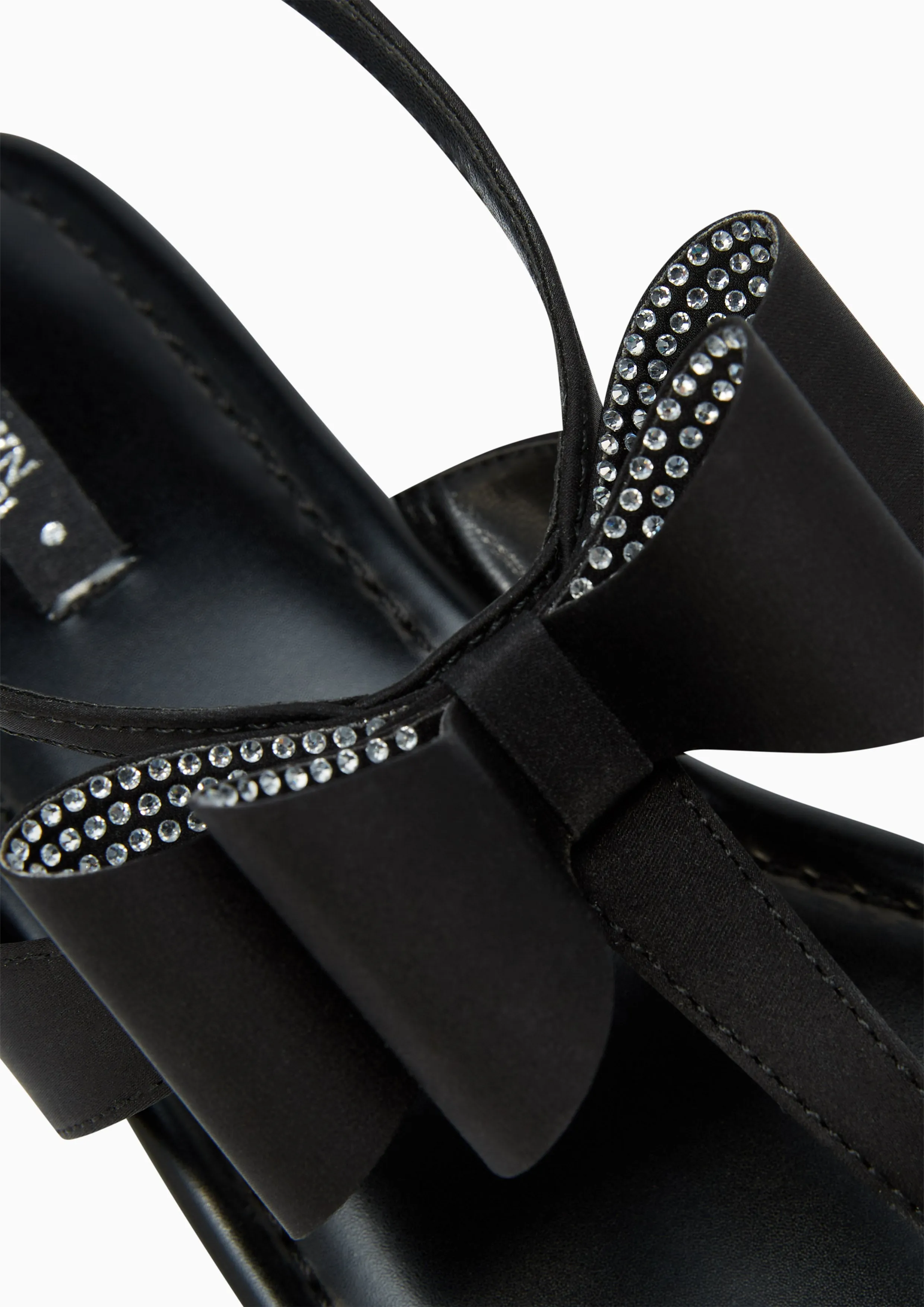 Icy Flat Sandals Black