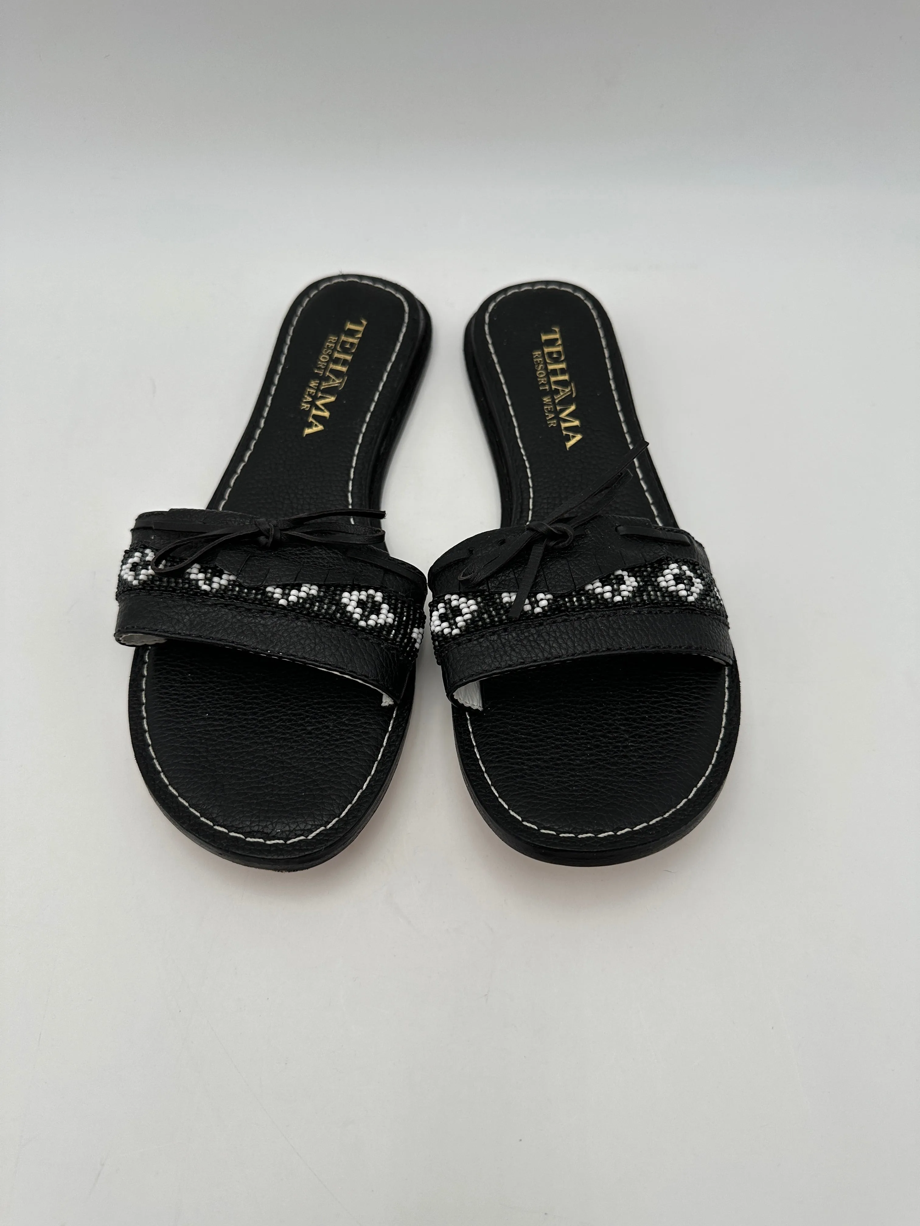 Tehama Resort Wear Size 7 M Black Leather Slip-On Flat Sandals